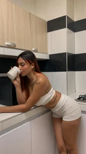 TaniaSmith1 I buy you a coffee and you eat me😈🔥 Pic 2