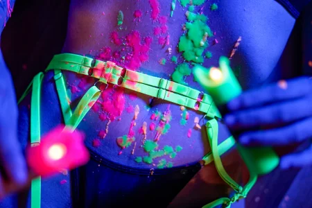 Rosse_Baker_ Wax play Bilde 7