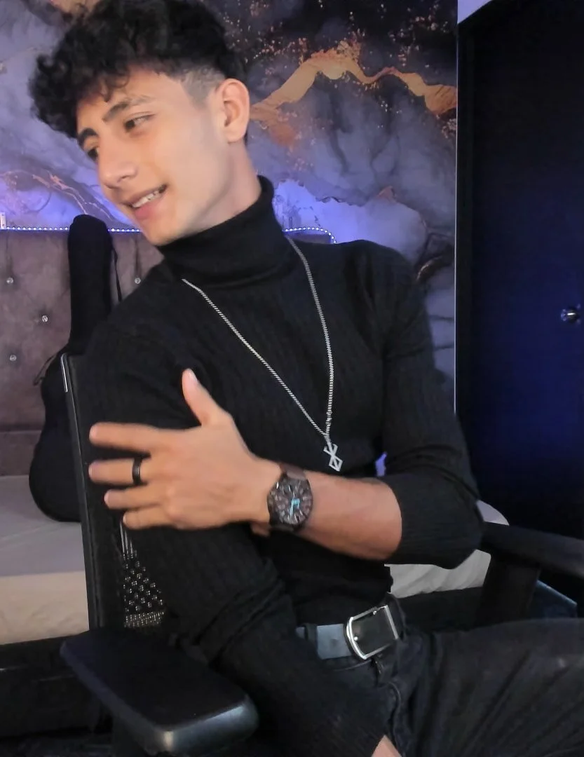 MaxiimoRomano_ Právě oblíbené foto 2797