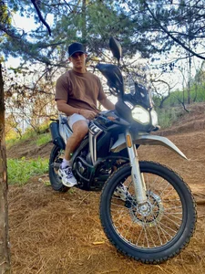 DantePierroo off camera 🤙 Immagine  3