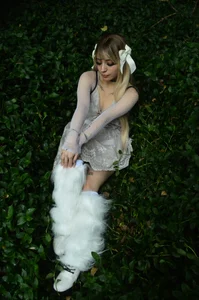 Melody-chersAn ethereal soul that blooms among nature, like a fantasy sigh come true. " 🌸✨图片 3