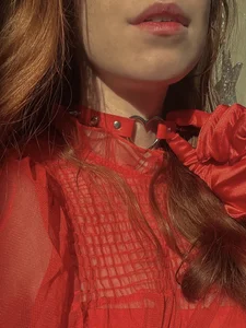 Elsa_Redwood New Year's photos Pic 3