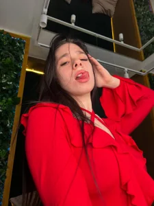 JillHanson lady in red ❤ Foto 8