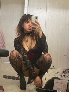 me vas a recordar… 🐍🌹 de mental_lagoon_xxx  4 Imagens