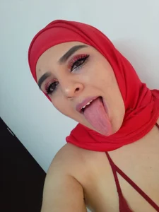 a naughty minded arab od Nahid_Jaziri1  snímek