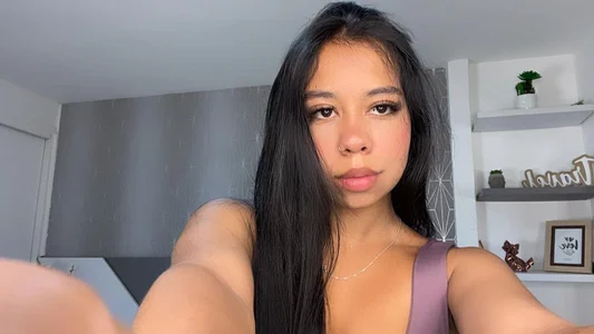 Sexy brunette de Luna_Lust1 Foto