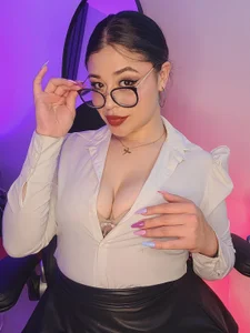 LuisaGranados Your favorite secretary 🫦♥️ Poză 2