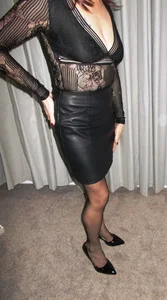 Specialk2019 Leather skirt & FFN Pic