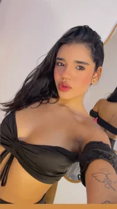 Miagomezx 🖤 Temptation in every detail. Pic 4