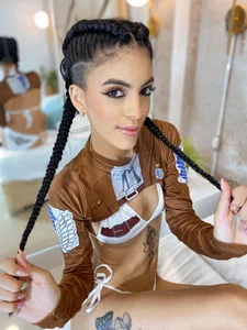 LilitRobins I'm ready to protect you from the titans! Immagine  5