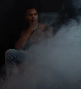 esteveen_ortegas_ Black, smoke and oil Immagine  2