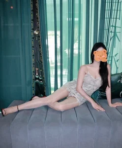 xiaoxiao923 高跟鞋，丝袜，你喜欢的。 Pic 2