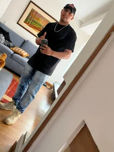 leo 🔥🤤 de ValentinaleoObsession  6 Imagens