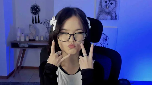 Elainebeness Public Pic 4