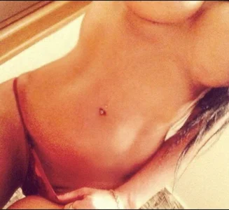 stormylana my pussy is wet for you Pic 4