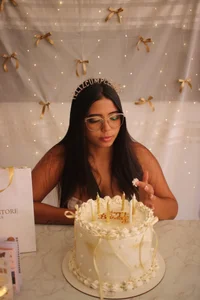 Megaan_Greey: A New Year to Continue Enjoying Next to You 🎂🎈🎉🥰 ( 2 фото)