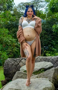 Kitty_ravee Ride in the park Pic 6