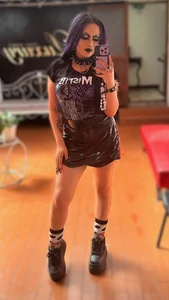 Belladonna_trix "You can't imagine the things I think when you look at me" 🖤🕸️ Billede 2