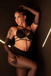 NickyLawson Power Girl Pic 3