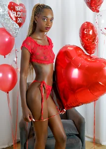 barbie_melanin Will you be my valentine? Pic 2
