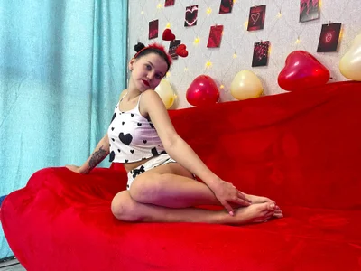 RealJessy_ Be my Valentine right now! Foto 9