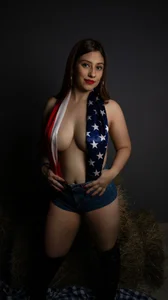 EliHeaven 4th July Foto 4