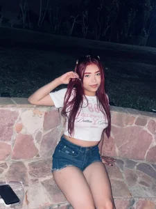 isabella_vega19 CAMP 🏕🌼  4টি ছবি