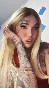 Eu Marie de euscarlethotgirl  2 Imagens