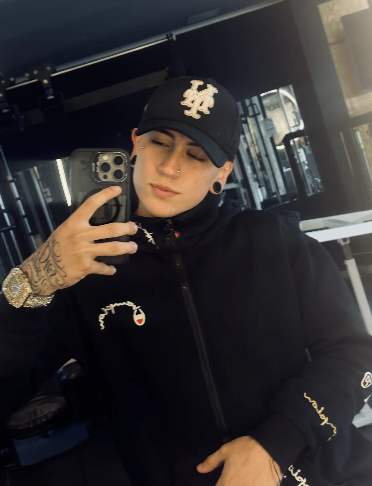 Foto em tendência de RiderVance 3584