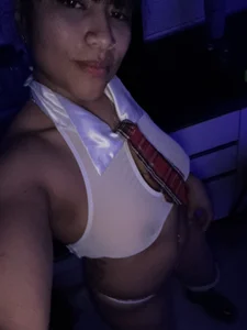 Would you like to hear my moans? de chloemi  3 Imagens