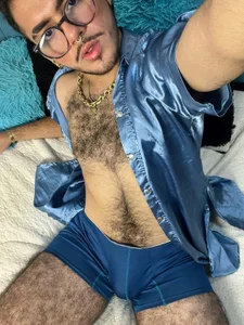 Zac_Golden My color is Blue Hình 3