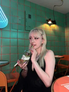 Cloe_five beautiful, blonde, skinny (˶>⩊<˶)  2. fénykép