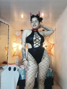 alexa-cooper-: sy and lovely little devil ( 9 фото)