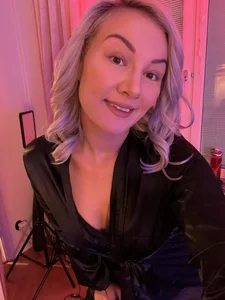 NastyMilf_ Public Pic 4