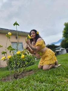 eva_rosse69 Your yellow girl 💛🌻🏵️ 사진 7