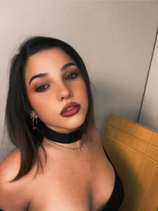 mia_castillovg: hottie❤️‍🔥 ( 3 фото)