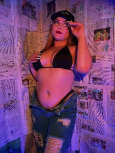 JuliettaRousse69のyour goddess of pleasure😏🔥😏🔥.の 6枚の写真