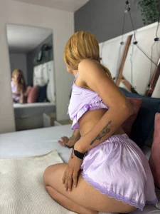NinaLux__ Public 圖片 4