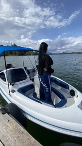 MiaawhithePublic Bild 4