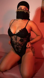 May_hadi's XXX Nude Photo 5