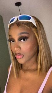 Zendaya___'s photo