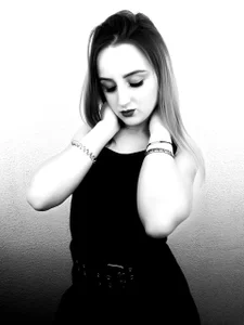 Careys_universe Public টি ছবি