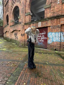 Cloe_five DATES Pic 2