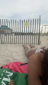 lifeoftt_19xx Beach photos 🏖️👙  2টি ছবি