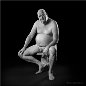 Exhib070: Public ( 3 фото)