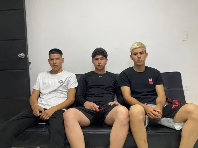 3hornys-straights kullanıcısının Public albümü -  fotoğraf