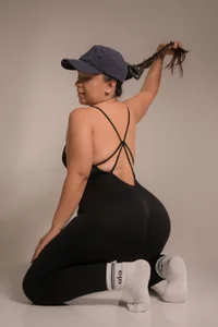 izaro22 My sexy curves💋 Pic 5