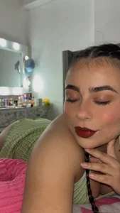 Laura_Med Lau😈🤤 Bilde 4