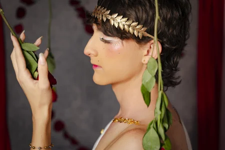 Diamond_Piarce DIAMOND EROS: GOD OF DESIRE🏛️💘 | VALENTINE'S PHOTOSHOOT 💛✨ 사진 6