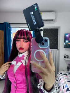 Elodieth_007 Draculaura mode🧛‍♀  ️🖤 Pic 4